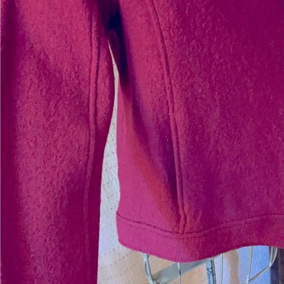 Women’s zip up blazer. - Picture 3 of 3